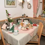 Apartment Appartement-pension Fahrnberggut