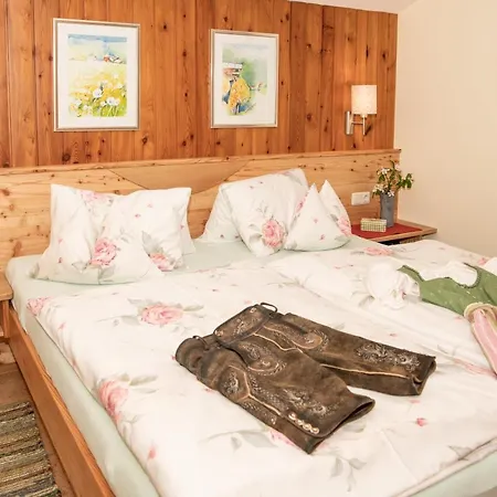 Apartamento Appartement-pension Fahrnberggut