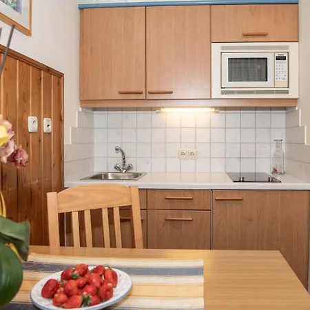 Appartement-pension Fahrnberggut ラウリス